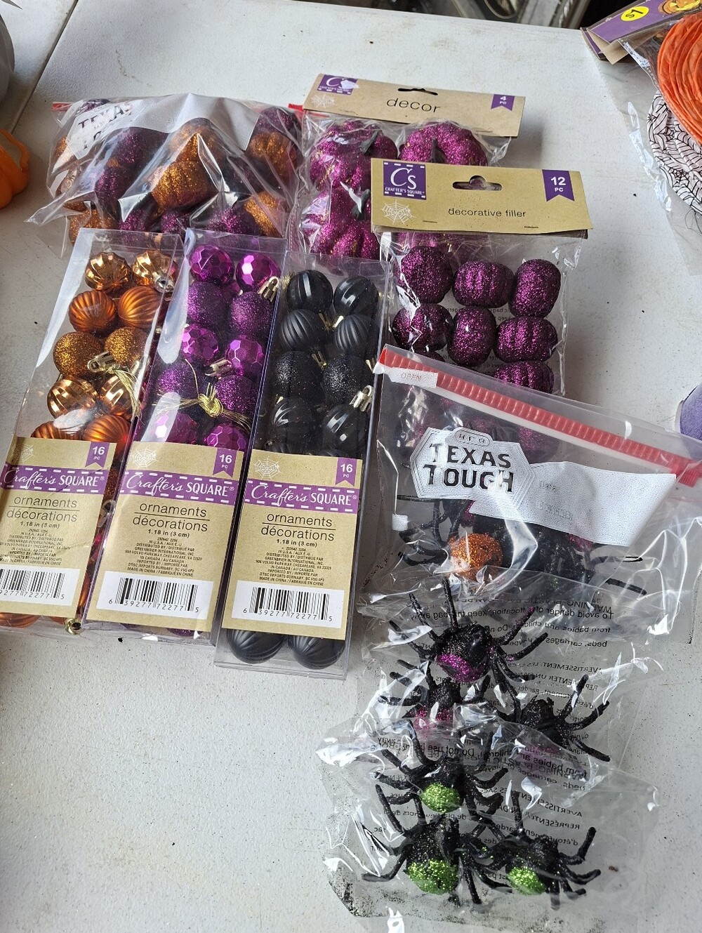 Source Unknown Pink, Orange & Black Halloween Ornament and Filler Set